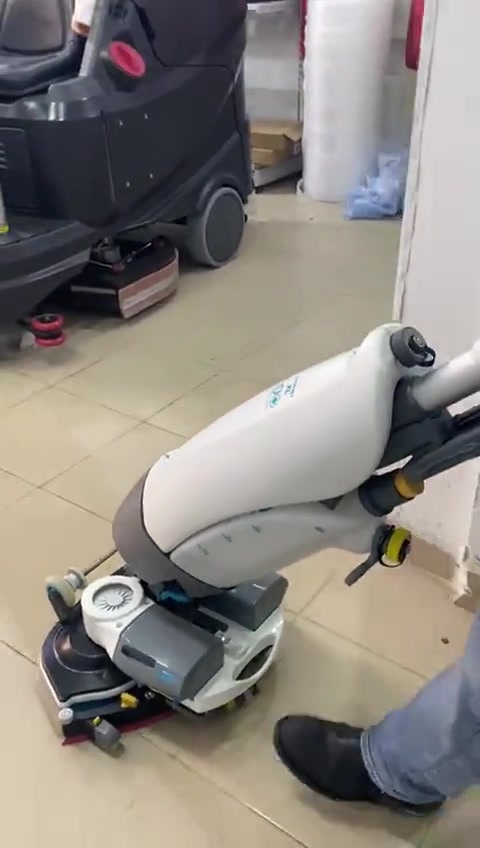 I MOP XL