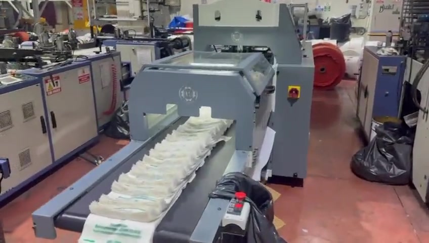 250 Vuruş / Dakika Atlet Poşet Kesim Makinesi