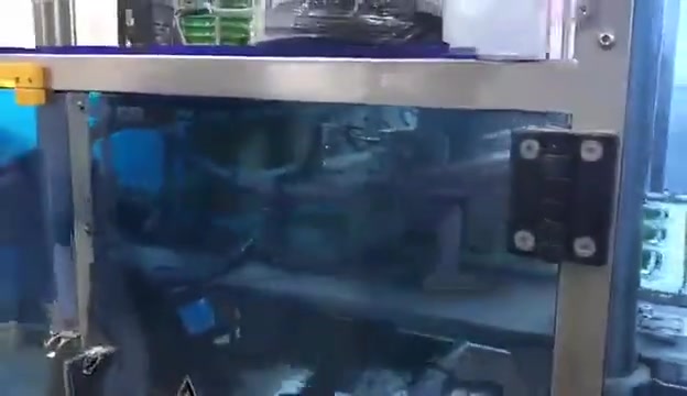 Hazır Kap Dolum Ve Kapatma Makinası