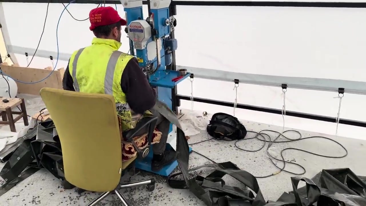 26 otomatik kuşgözü çakma makinası pullu