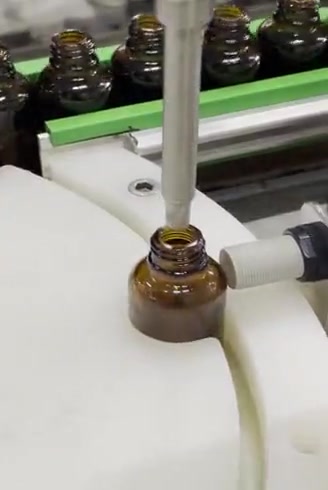 20 ml Etiketleme Ve Şişe Sıvı Dolum Makinası