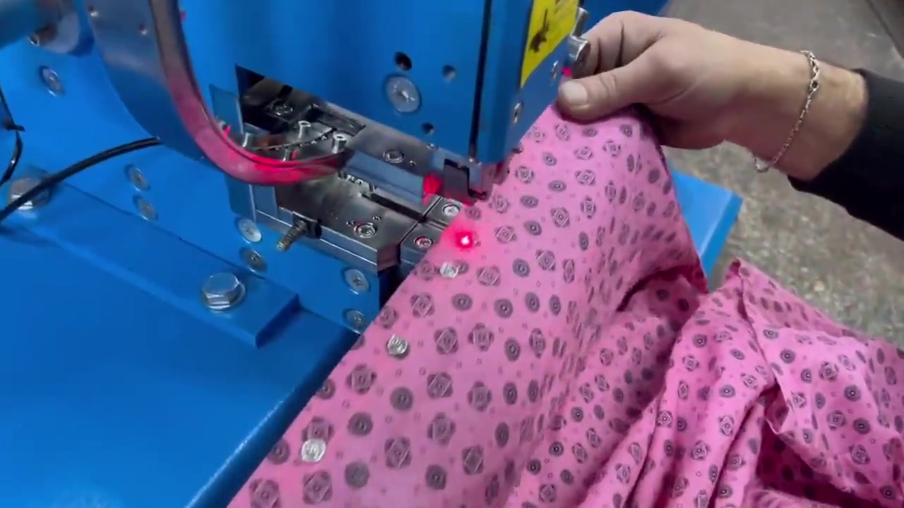 Bebe Kılikıt Memeli+Yaylı Takım Otomatik Çıtçıt Makinası 