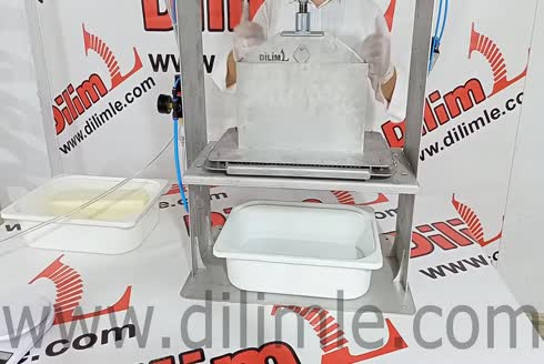 PBD 30-S  Stick - Çubuk Mozzarella Peyniri Dilimleme Makinesi (8-9 g 10mm*10mm)