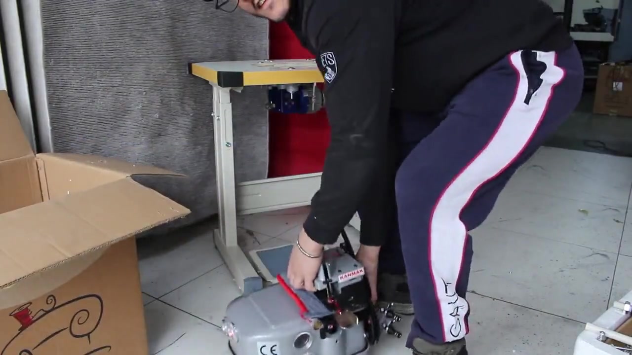  Halı Kenarı Overlok Makinesi 