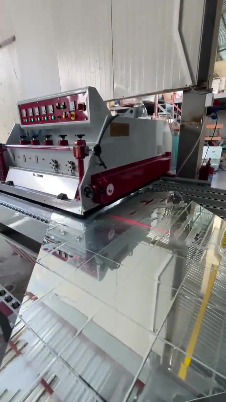Esen Makina Cam İşleme Makina Cam Ürünleri San Ve Tic Ltd Şti