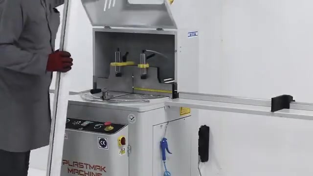 Plastmak Pvc Ve Alüminyum İşleme Makinaları İç ve Dış Tic. A.Ş.