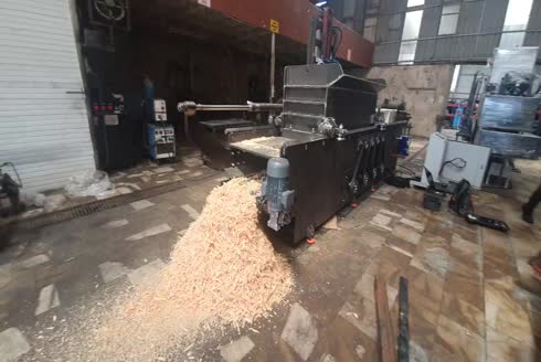 800-1200 Kg / Saat 4 Toplu Talaş Yapma Makinası 