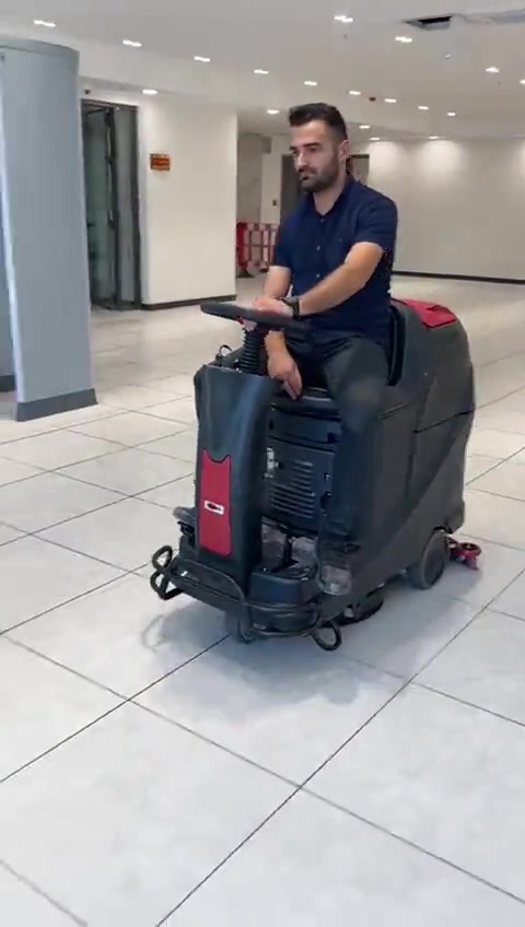 Nılfısk / Vıper As 530 - Yıllık Kiralama Fırsatı!... 70 Litre
