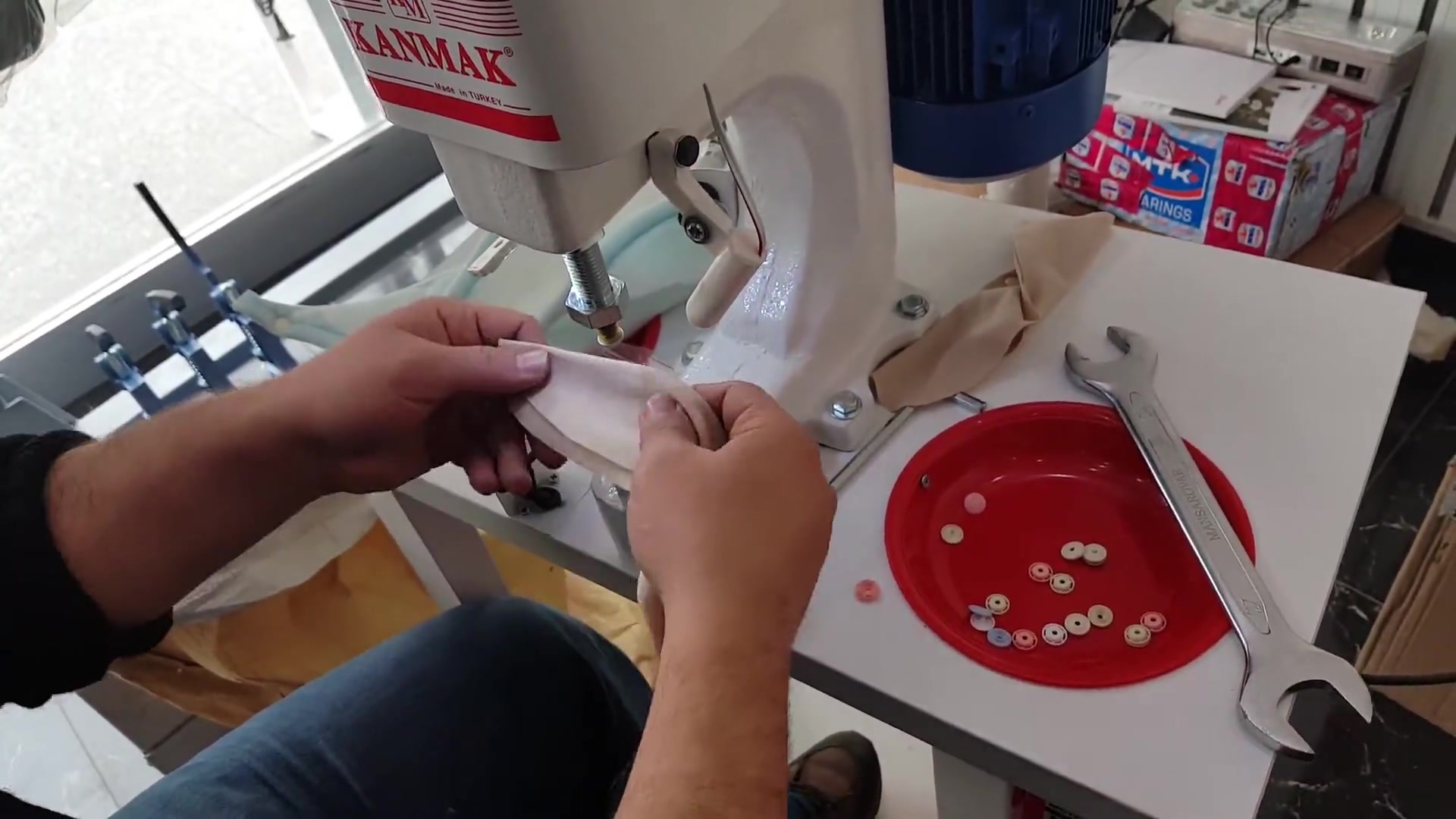 Motorlu Pres Çıt Çıt Makinesi 