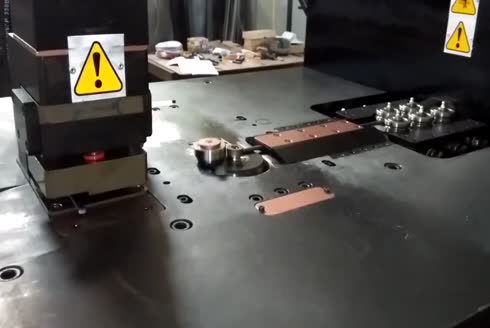 Cnc Ocak Üstü Izgara Makinası (5Mm X 8Mm ~ 5Mm X 13,5Mm) 