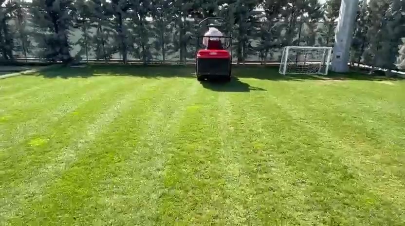 Dizel Çim Biçme Traktörü