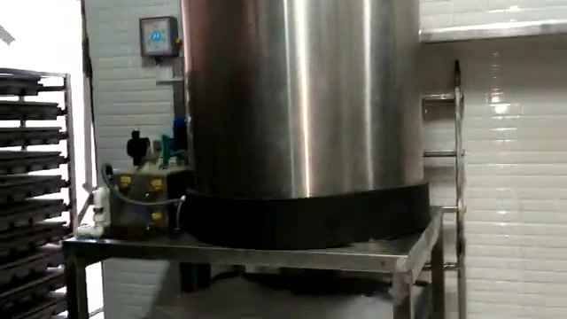 5000 Kg / Gün Tatlı Su Yaprak Buz Makinası