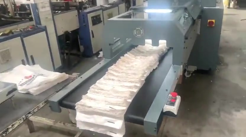 300 Vuruş / Dakika Atlet Poşet Kesim Makinesi