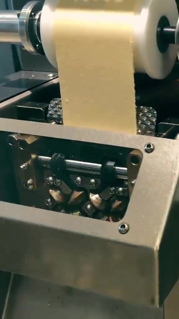 400 Kg/Saat Su Böreği Makinesi