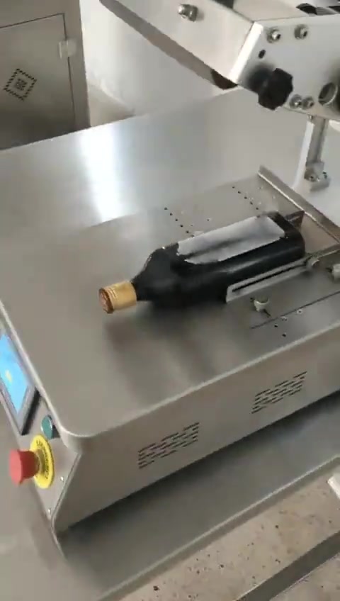 Düz Yüzey Etiket Yapıştırma Makinası