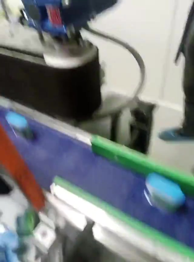 Adet Sayarak Dolum Kapak Çakma Etiketleme Makinası